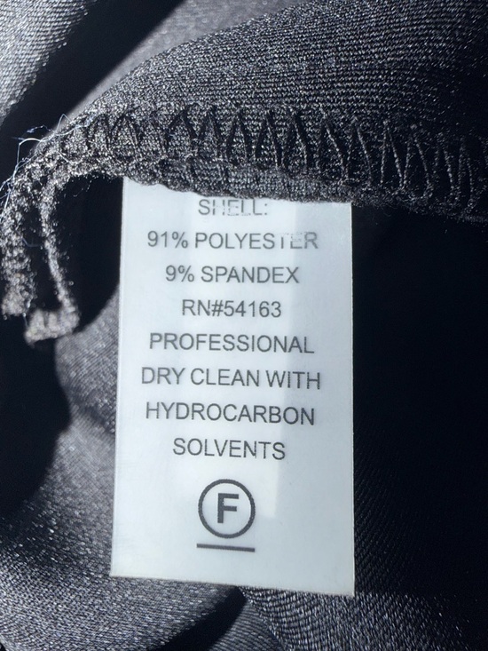 Tommy Hilfiger Elegant Colorblock Sheath Dress – Modern Black & White Design - Picture 12 of 12